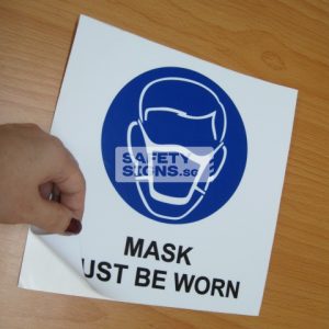 Mask Must Be Worn. Vinyl Sticker.